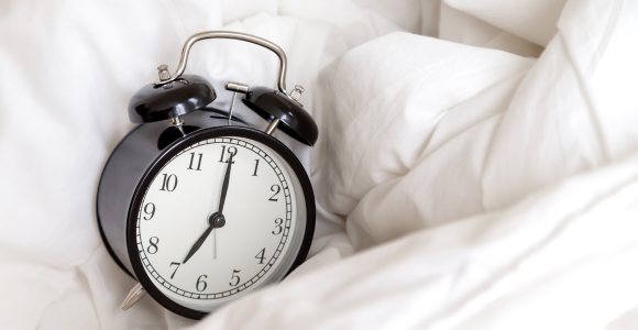 Przestawienie zegarka a zdrowie – jak zmiana czasu wpływa na organizm?